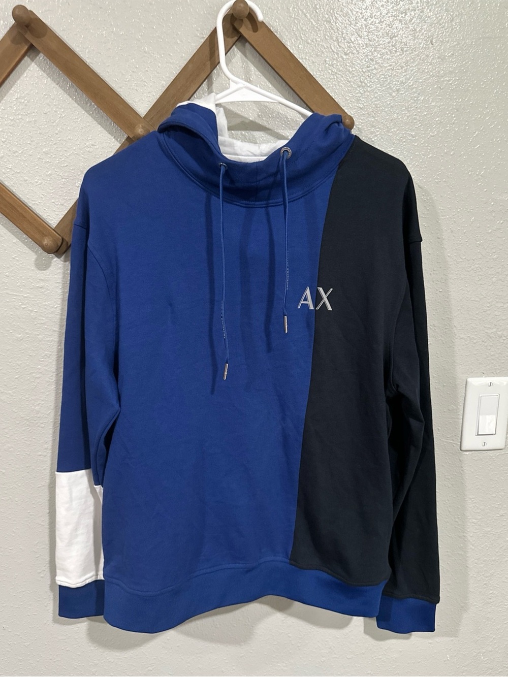 Armani Exchange Men’s Tri Color Hoodie Size M Blue With White Used Once!!